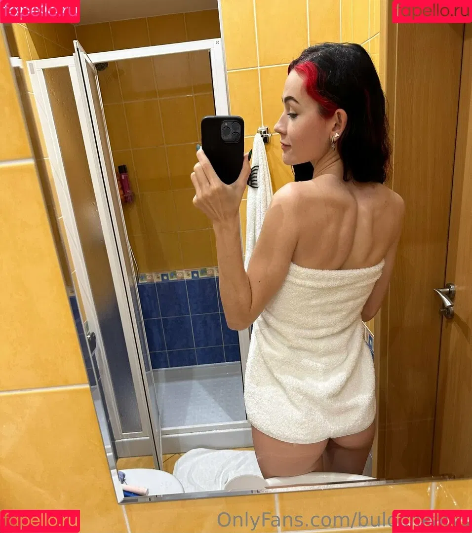 bulochkatyt Onlyfans Photo Gallery 