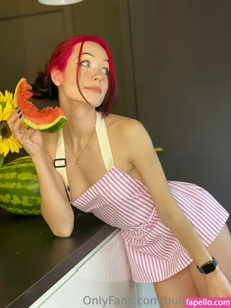 bulochkatyt Onlyfans Photo Gallery 