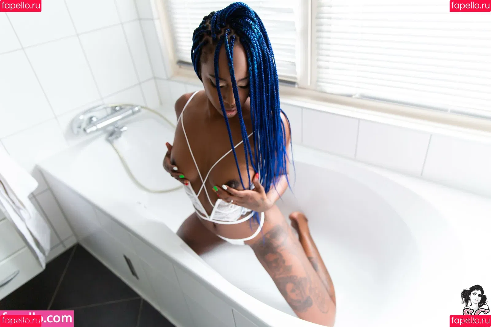 Midnight Onlyfans Photo Gallery 