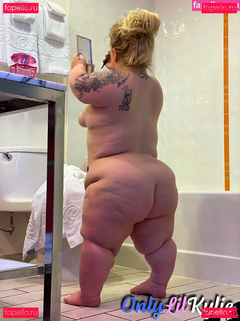 officialkylie Onlyfans Photo Gallery 