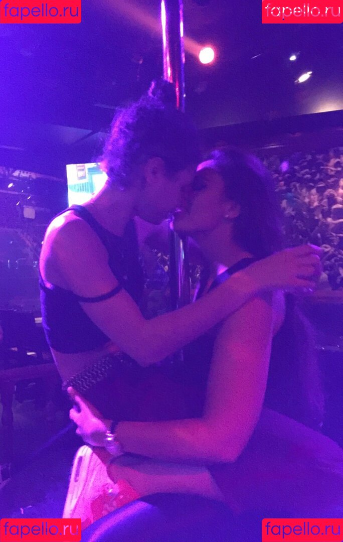 Vick Hope Onlyfans Photo Gallery 