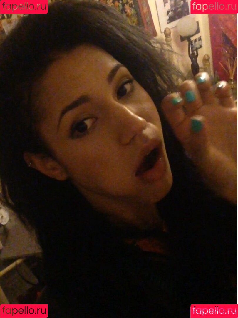 Vick Hope Onlyfans Photo Gallery 