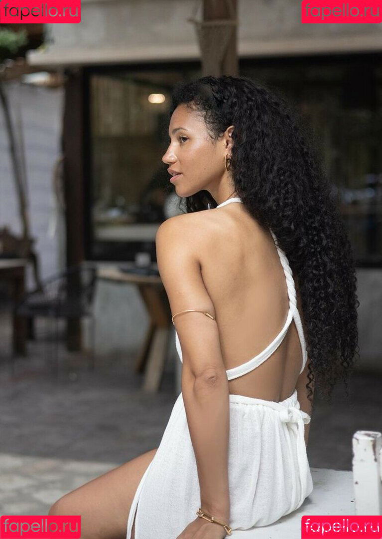 Vick Hope Onlyfans Photo Gallery 