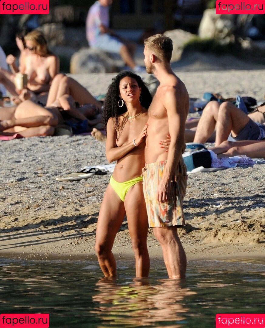 Vick Hope Onlyfans Photo Gallery 