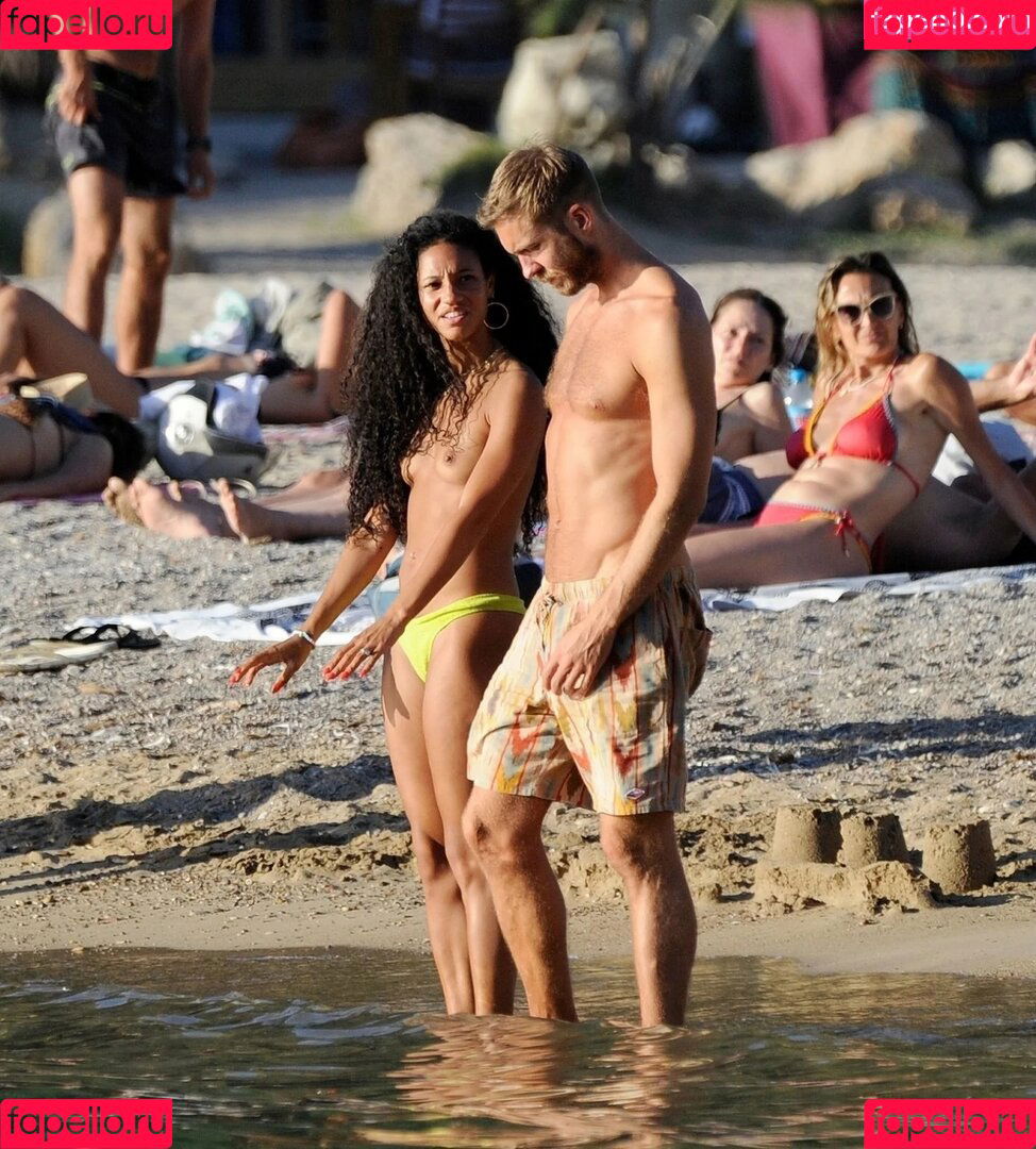 Vick Hope Onlyfans Photo Gallery 