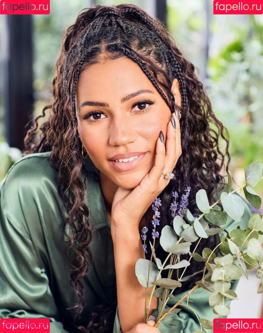 Vick Hope Onlyfans Photo Gallery 