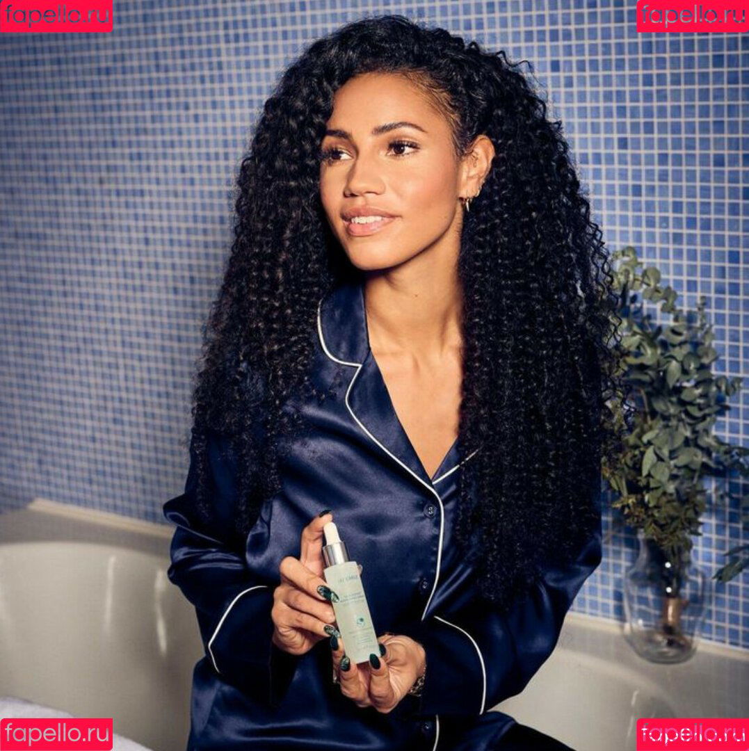 Vick Hope Onlyfans Photo Gallery 