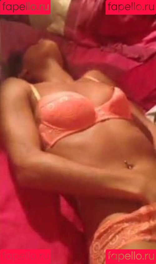 Vick Hope Nude Onlyfans Photo 130