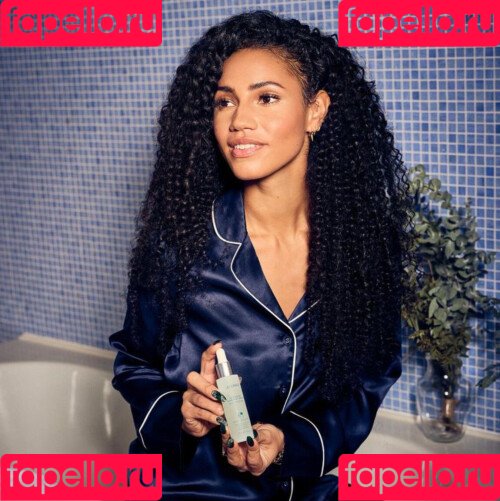 Vick Hope Onlyfans Photo Gallery 