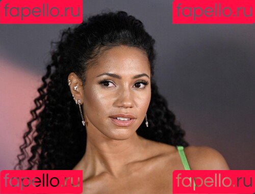 Vick Hope Onlyfans Photo Gallery 