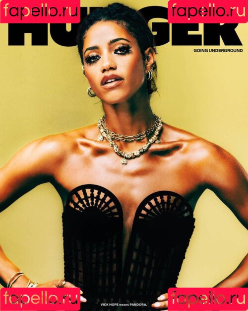 Vick Hope Onlyfans Photo Gallery 