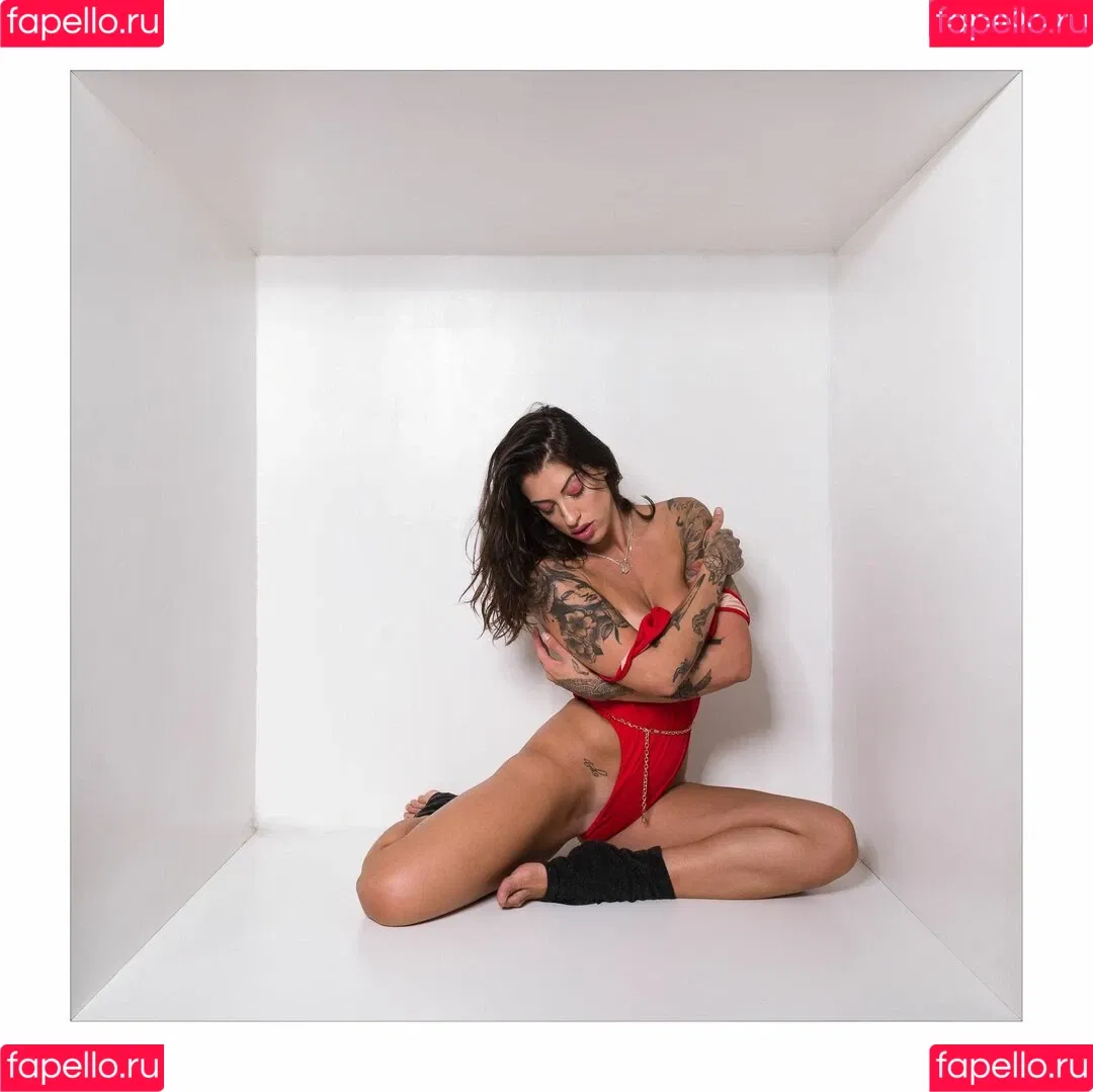 Evelyn Perez Onlyfans Photo Gallery 