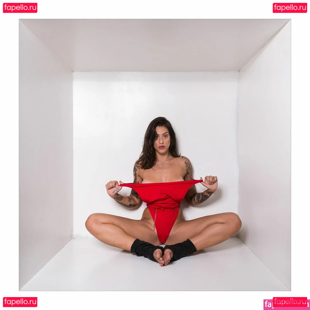 Evelyn Perez Onlyfans Photo Gallery 