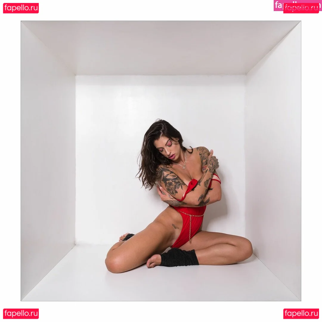 Evelyn Perez Onlyfans Photo Gallery 