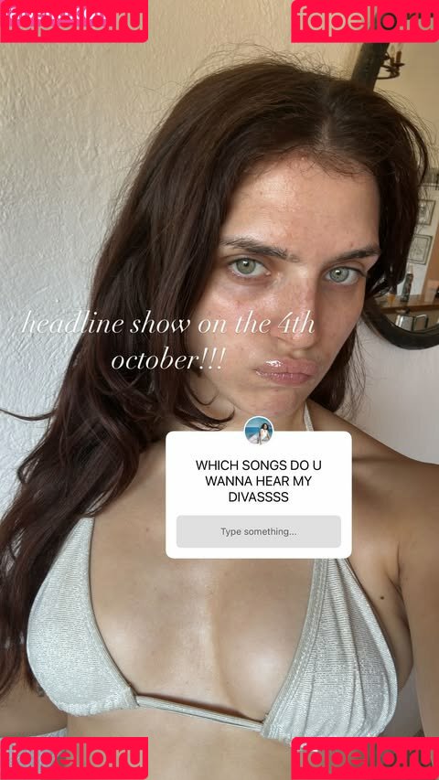 Mae Muller Onlyfans Photo Gallery 