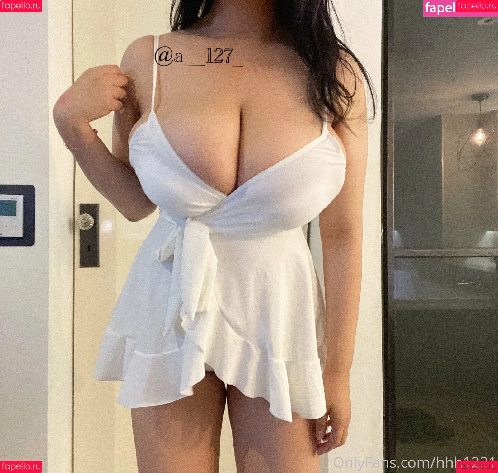 hhh1231 Onlyfans Photo Gallery 