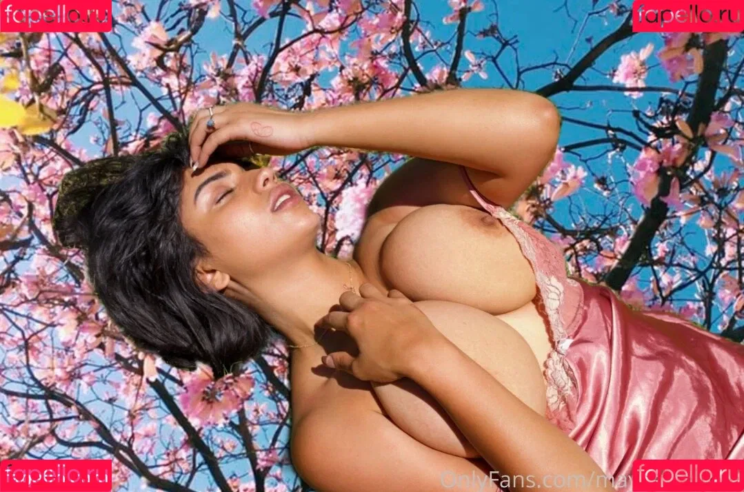 Mays Benatti Onlyfans Photo Gallery 