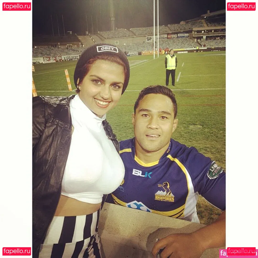 Mays Benatti Onlyfans Photo Gallery 