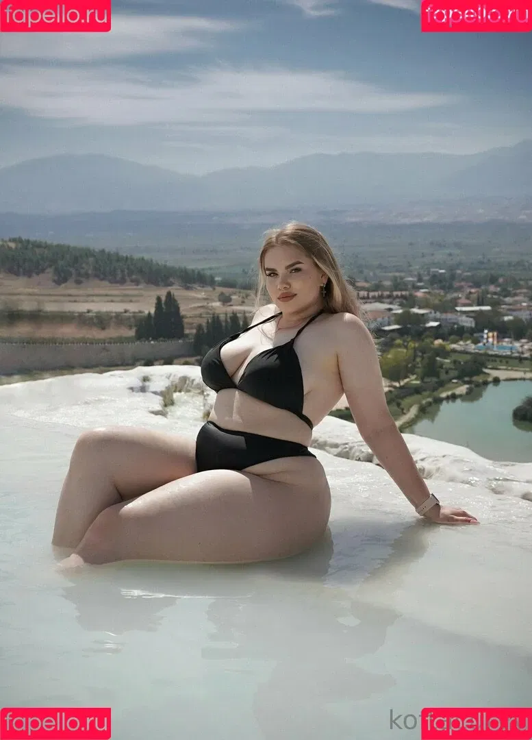KoftaCurvy Onlyfans Photo Gallery 