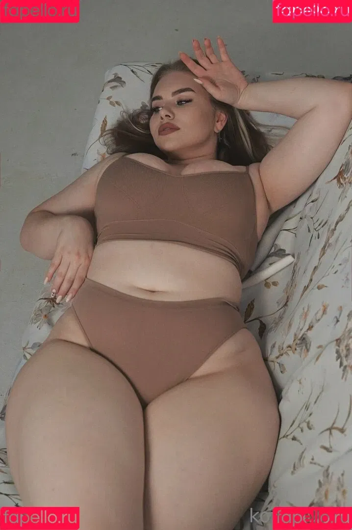 KoftaCurvy Onlyfans Photo Gallery 