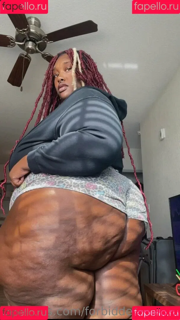 forbiddenfruyt23 Onlyfans Photo Gallery 