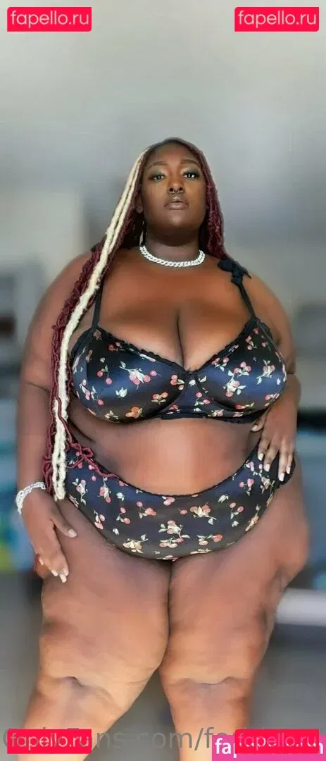 forbiddenfruyt23 Onlyfans Photo Gallery 