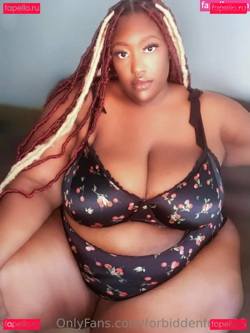 forbiddenfruyt23 Onlyfans Photo Gallery 