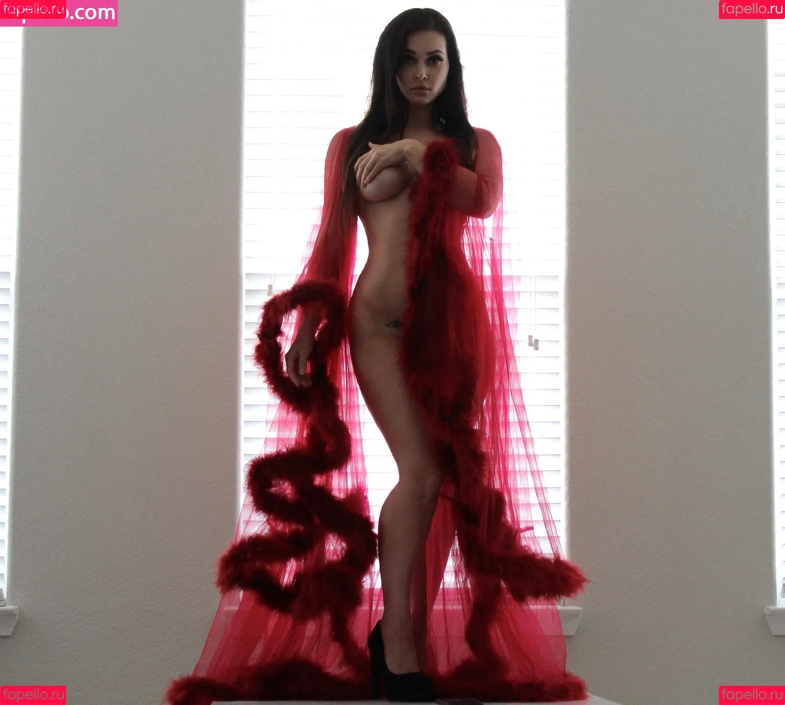 Niece Waidhofer Onlyfans Photo Gallery 