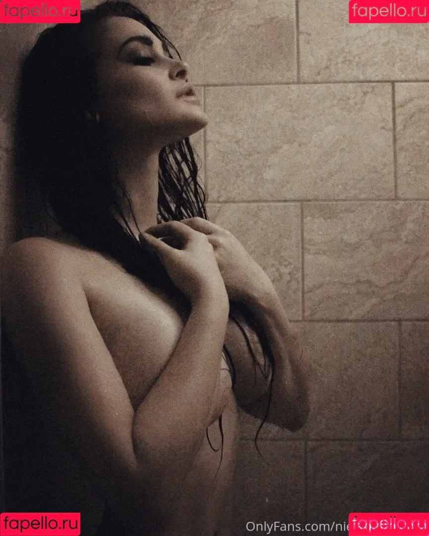 Niece Waidhofer Onlyfans Photo Gallery 