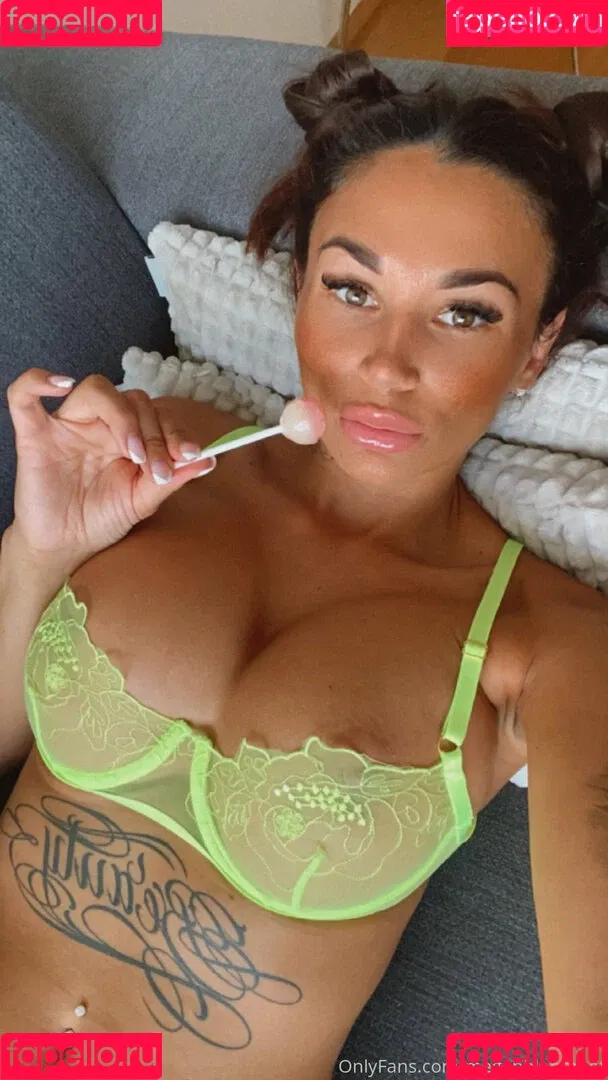 Meganbloomhot Onlyfans Photo Gallery 