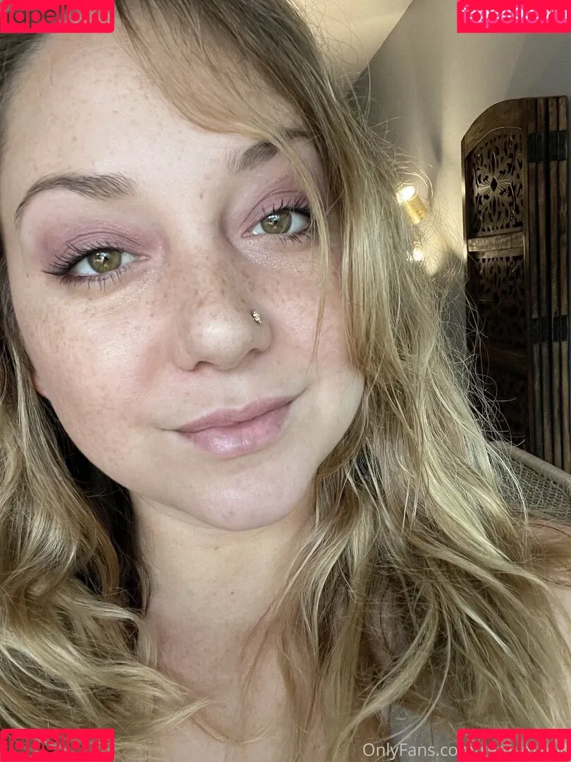 remymeow Onlyfans Photo Gallery 