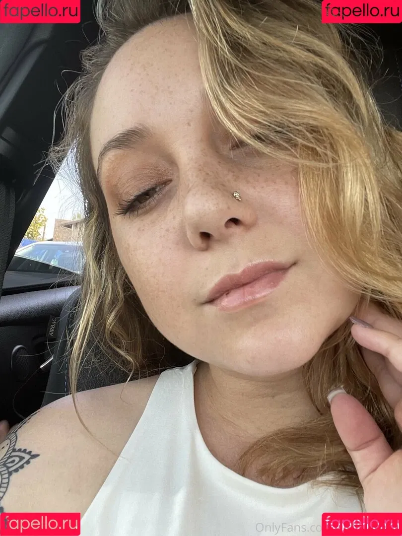remymeow Onlyfans Photo Gallery 