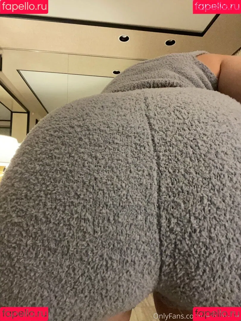 remymeow Onlyfans Photo Gallery 