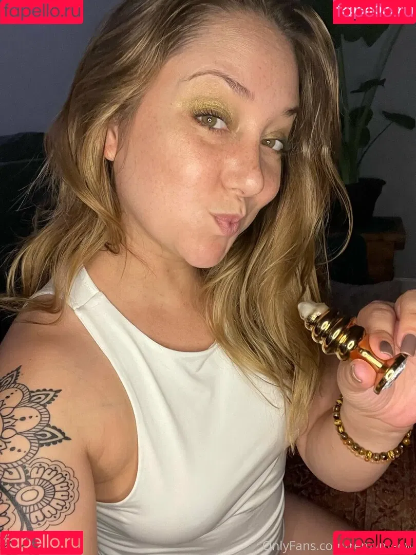 remymeow Onlyfans Photo Gallery 