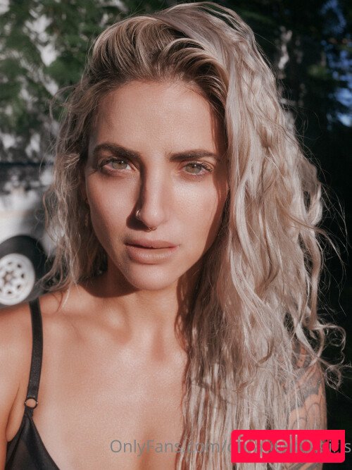 Cristina Pilo Nude Onlyfans Photo 24