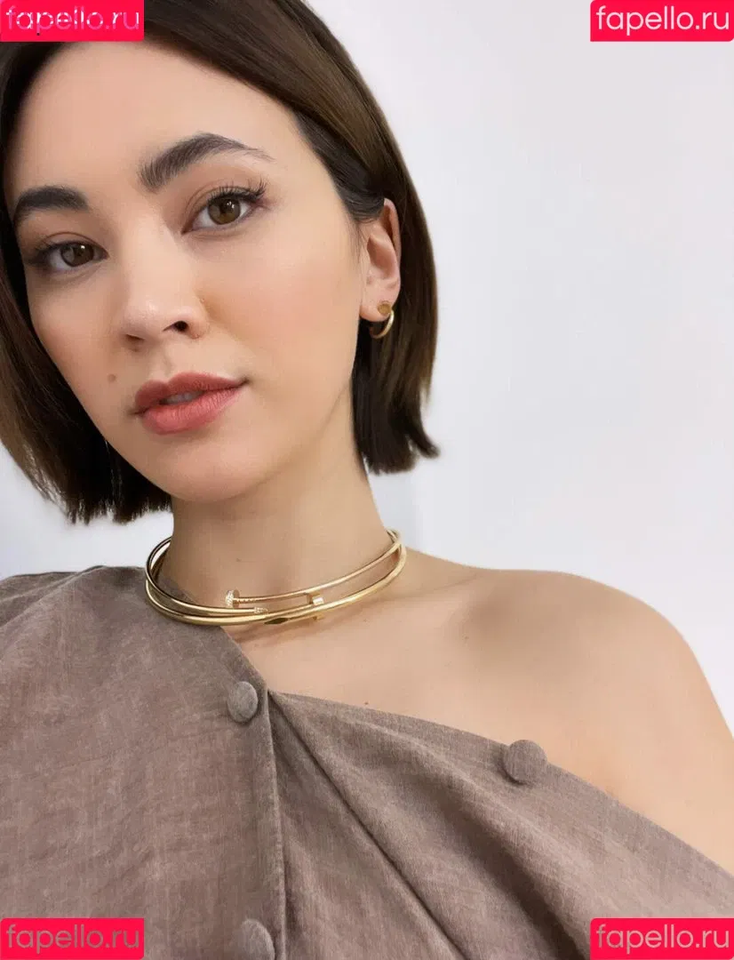 Jessica Yu Li Henwick Onlyfans Photo Gallery 