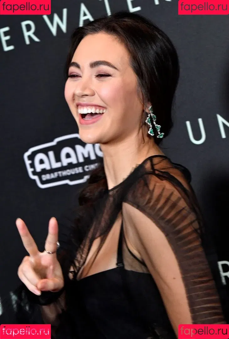 Jessica Yu Li Henwick Onlyfans Photo Gallery 