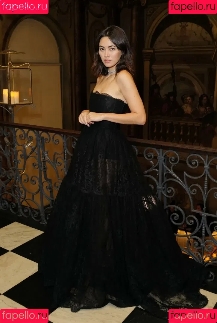 Jessica Yu Li Henwick Onlyfans Photo Gallery 