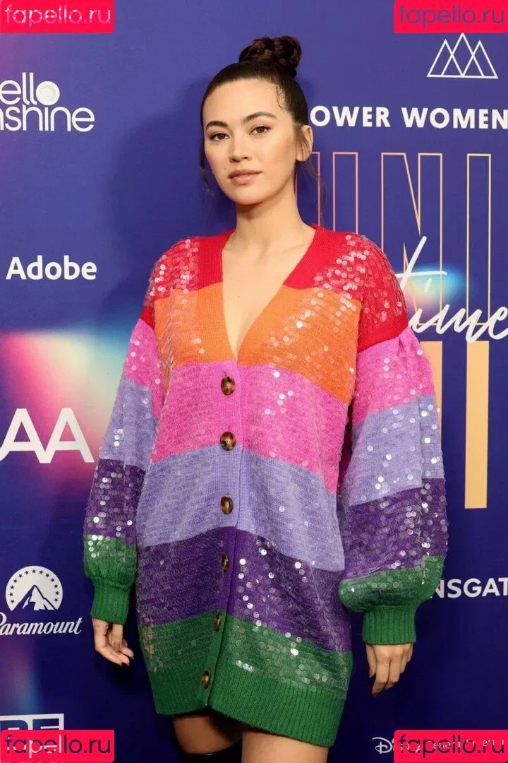 Jessica Yu Li Henwick Onlyfans Photo Gallery 