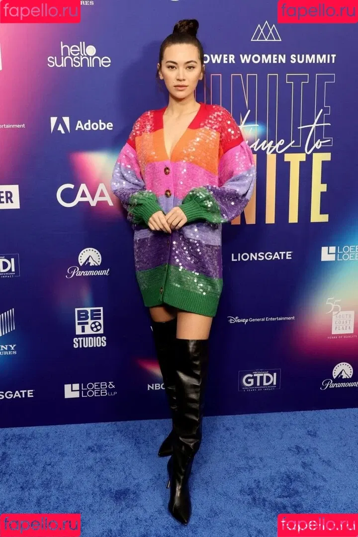 Jessica Yu Li Henwick Onlyfans Photo Gallery 