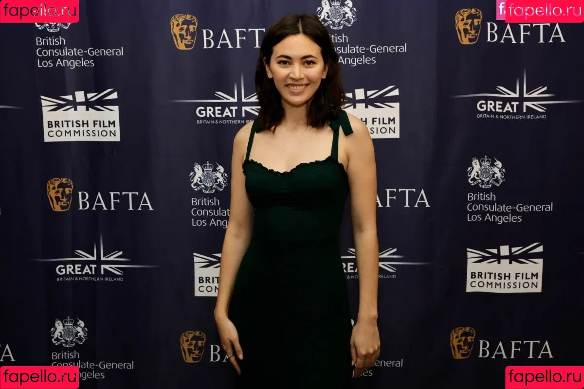 Jessica Yu Li Henwick Onlyfans Photo Gallery 