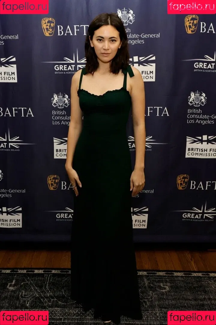 Jessica Yu Li Henwick Onlyfans Photo Gallery 