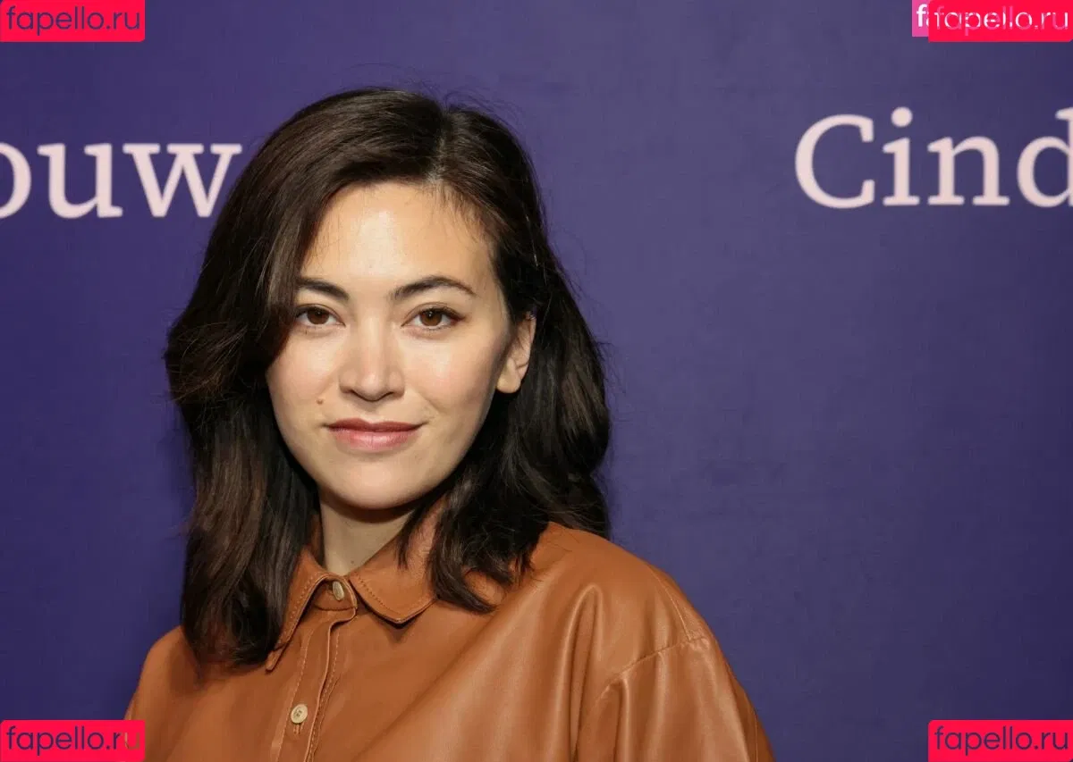 Jessica Yu Li Henwick Onlyfans Photo Gallery 