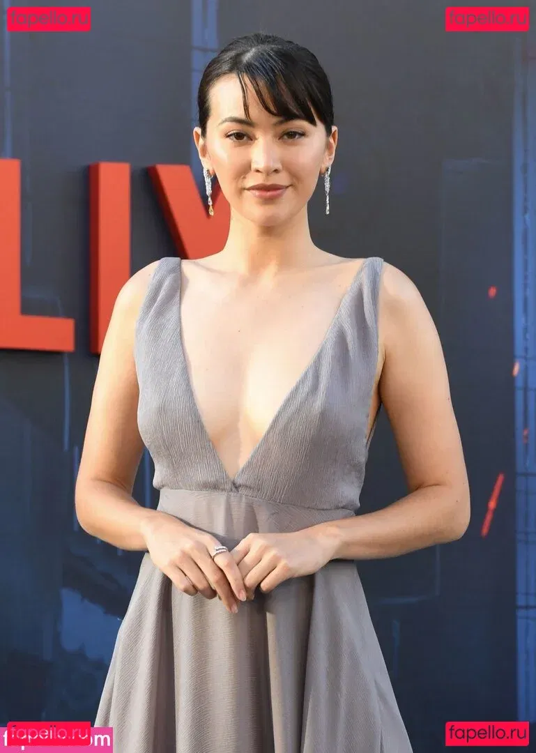 Jessica Yu Li Henwick Onlyfans Photo Gallery 