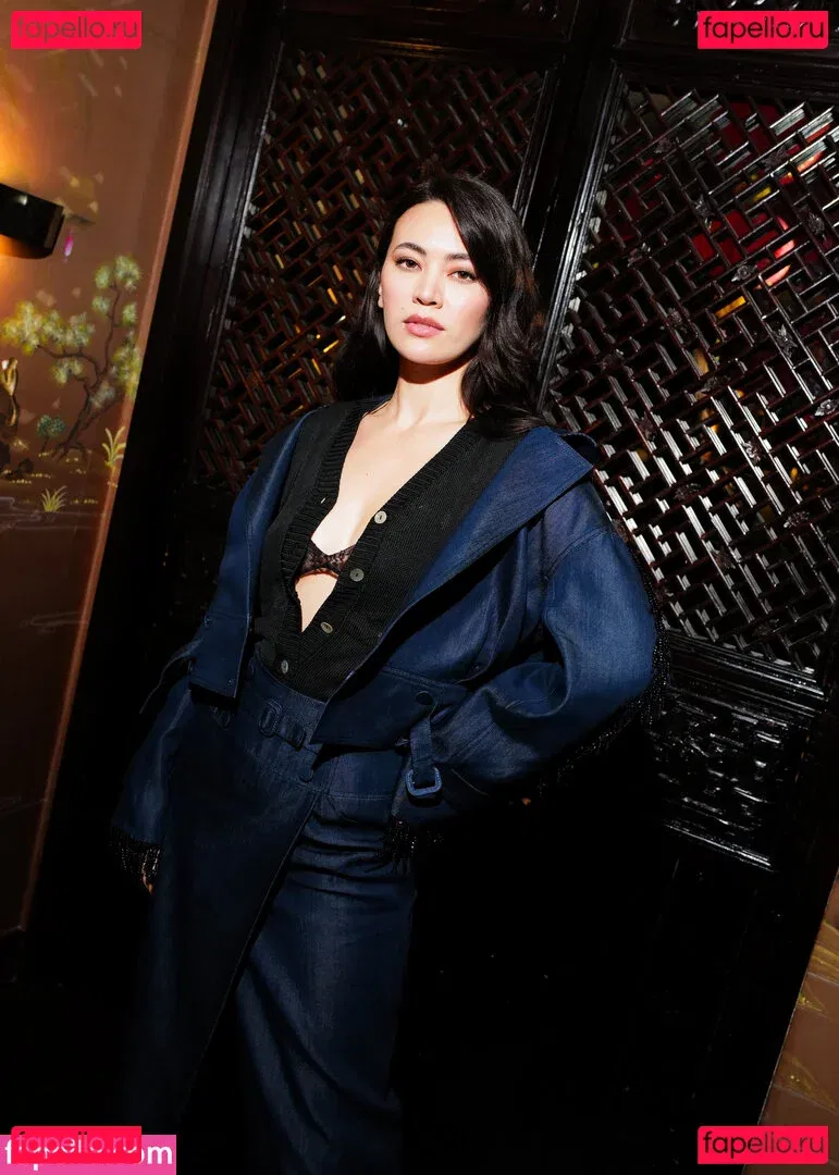 Jessica Yu Li Henwick Onlyfans Photo Gallery 