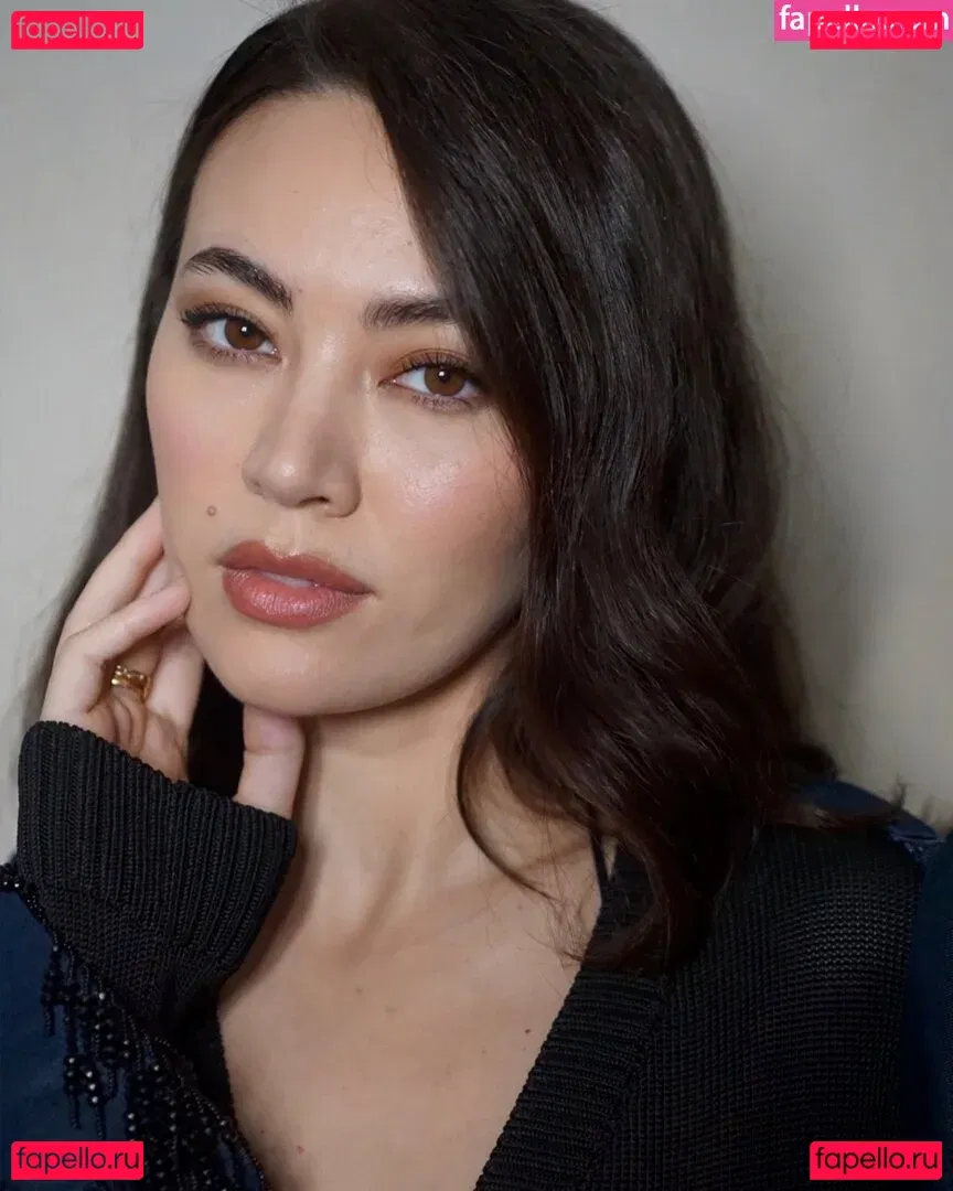 Jessica Yu Li Henwick Onlyfans Photo Gallery 