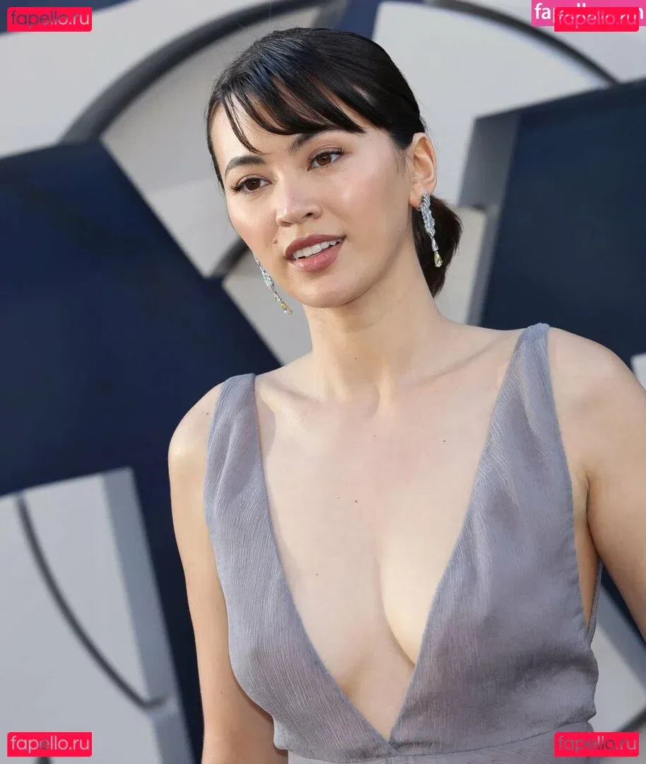 Jessica Yu Li Henwick Onlyfans Photo Gallery 