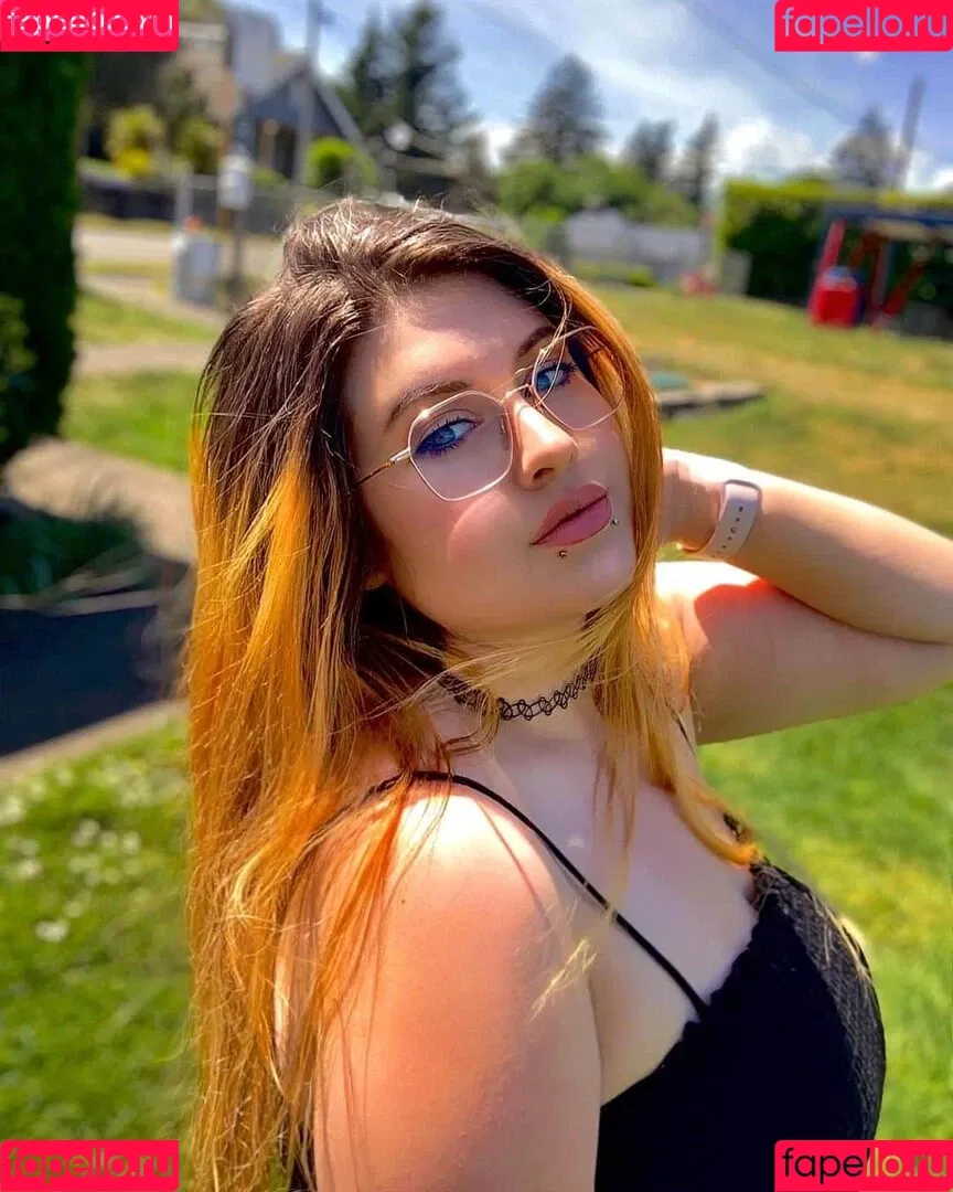 eileenexy Onlyfans Photo Gallery 