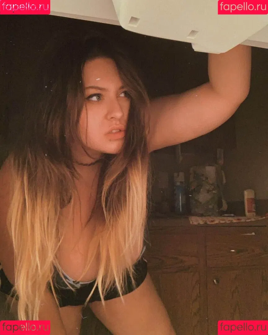 eileenexy Onlyfans Photo Gallery 