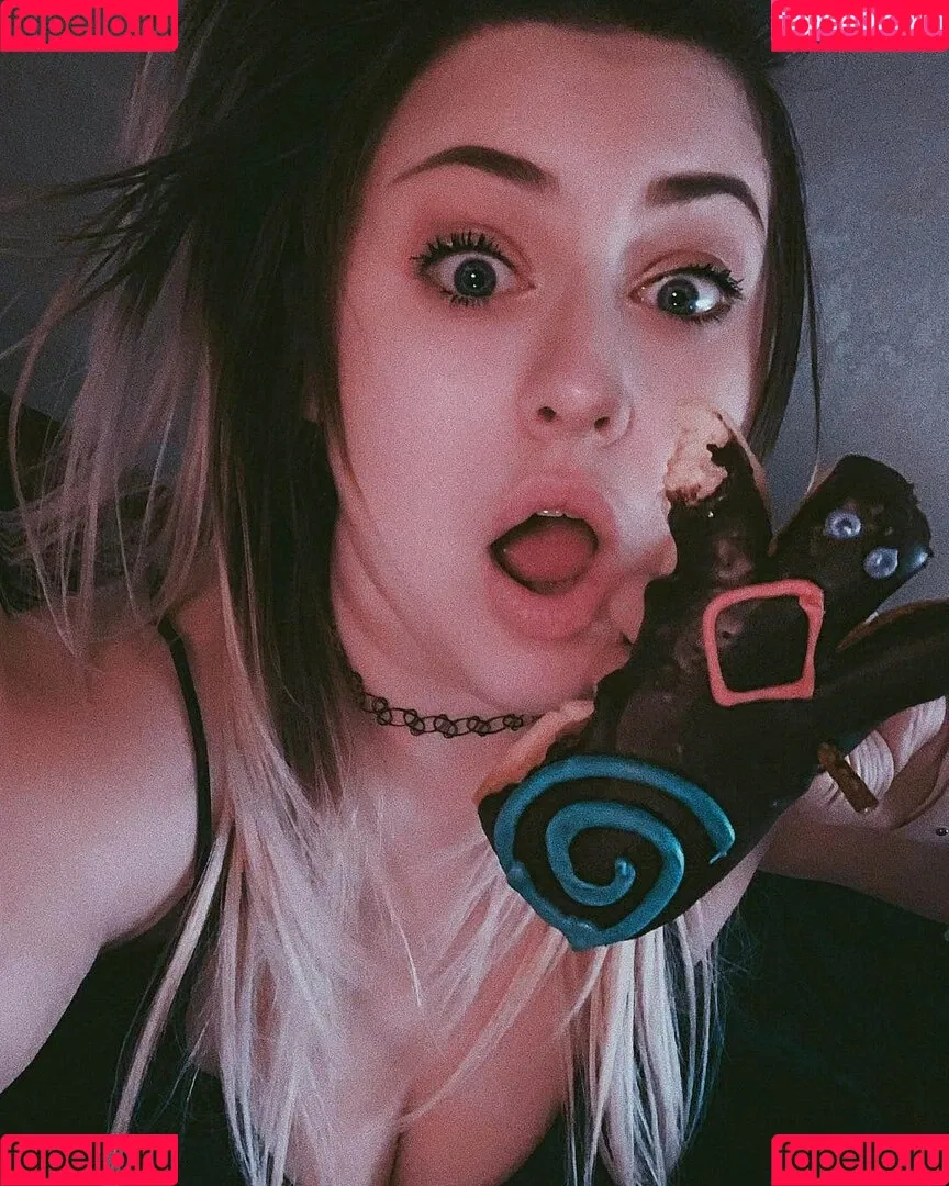 eileenexy Onlyfans Photo Gallery 